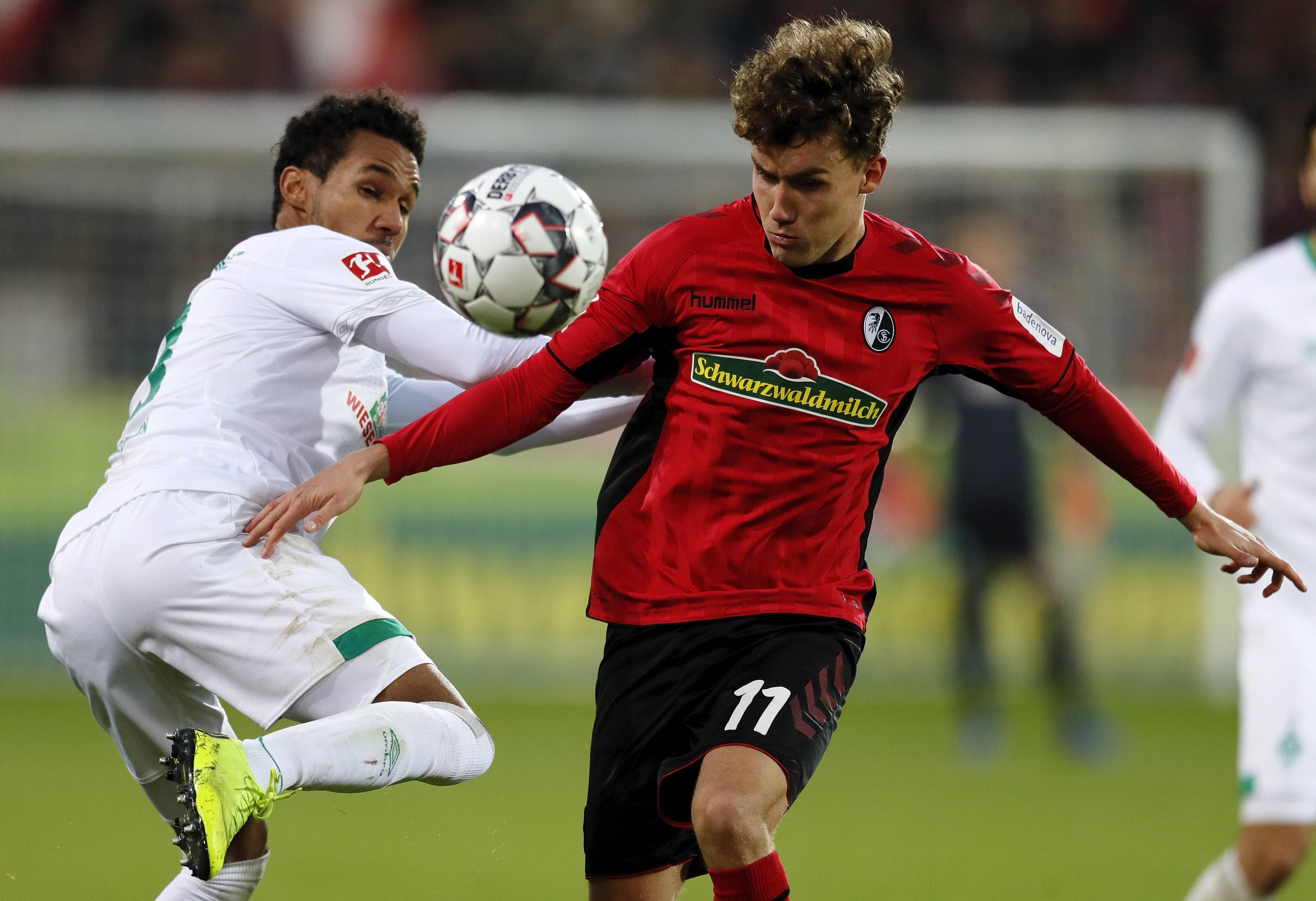 包含法兰克福遭遇失利,球队面临困境的词条 包含法兰克福遭遇失利,球队面临困境的词条