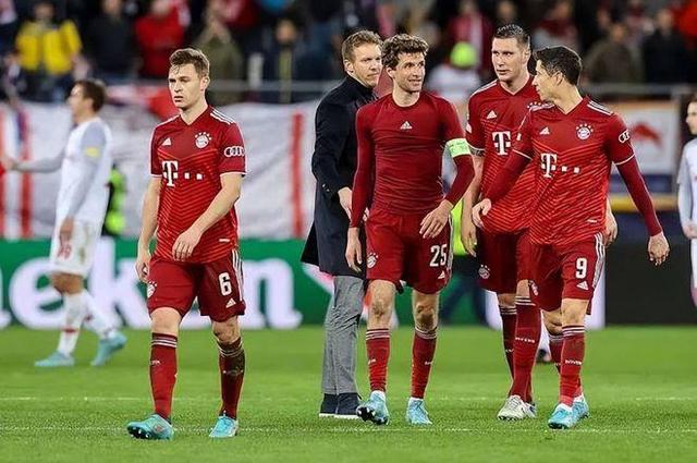 斯洛文尼亚队在欧预赛中赢得胜利,晋级下一轮 斯洛文尼亚队在欧预赛中赢得胜利,晋级下一轮