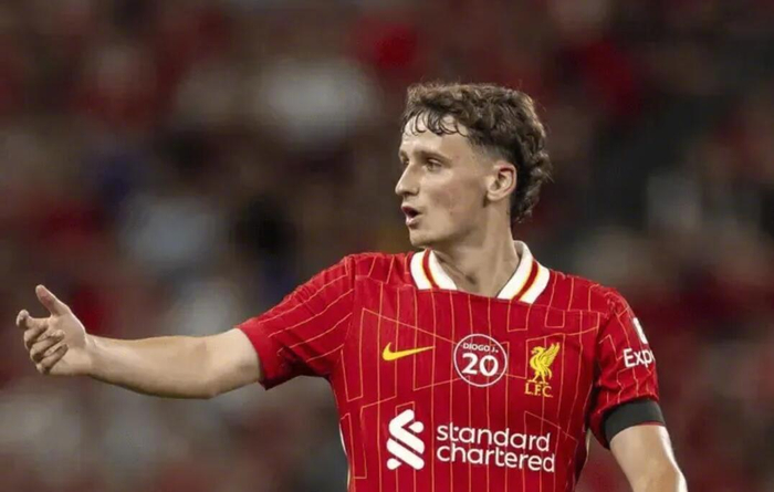 爱游戏网站-里昂中场实力派球员回归，球队士气大增的简单介绍