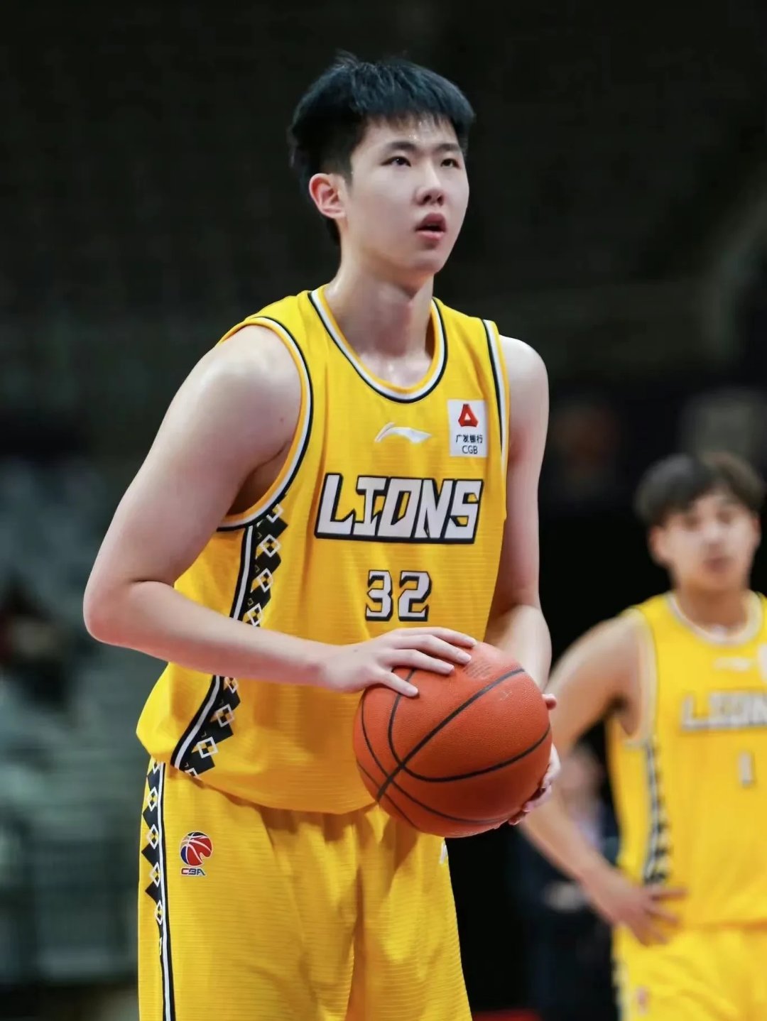 紧张局势下球员表现出色,获得掌声和赞誉 紧张局势下球员表现出色,获得掌声和赞誉