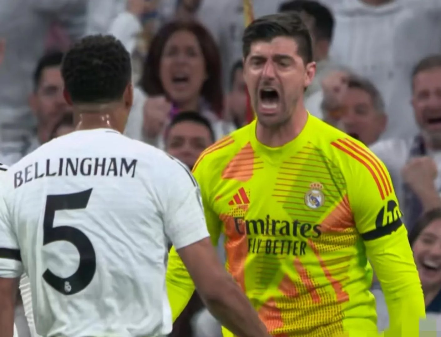 爱游戏地址-包含阿森纳欲胜伯恩茅斯，温格迎来关键战的词条