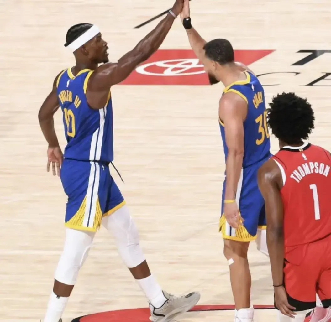 爱游戏官网app-包含勇士队完成四换一交易，豪取重磅战力！的词条