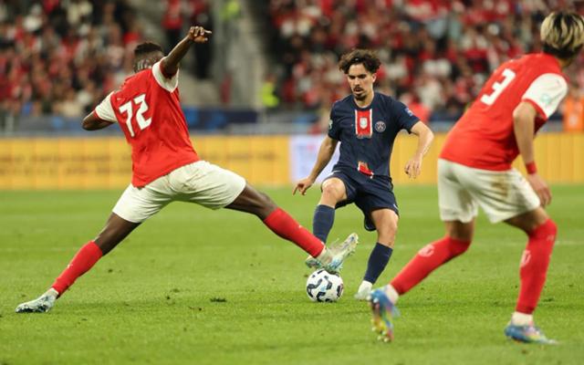 梅斯队在客场比赛中获得一场重要的胜利