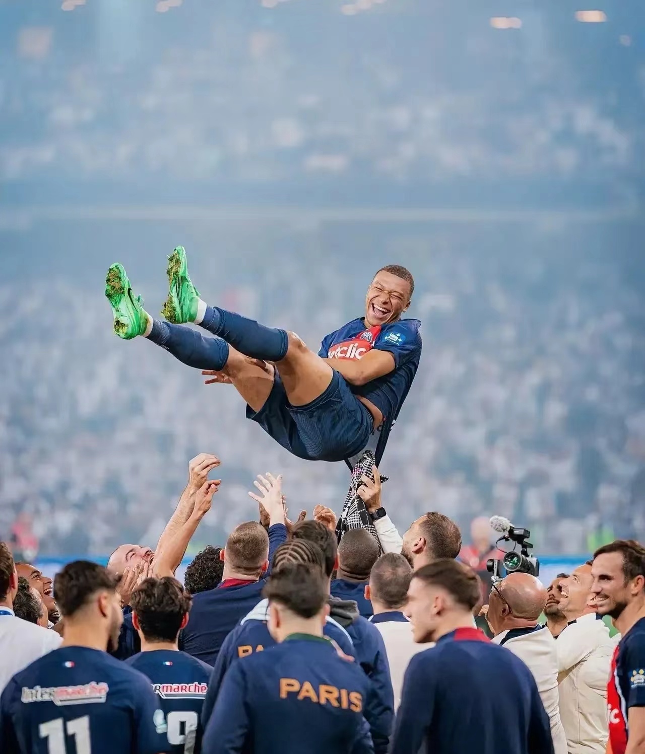 包含法甲球队士气高涨,准备全力为冠军而战的词条 包含法甲球队士气高涨,准备全力为冠军而战的词条